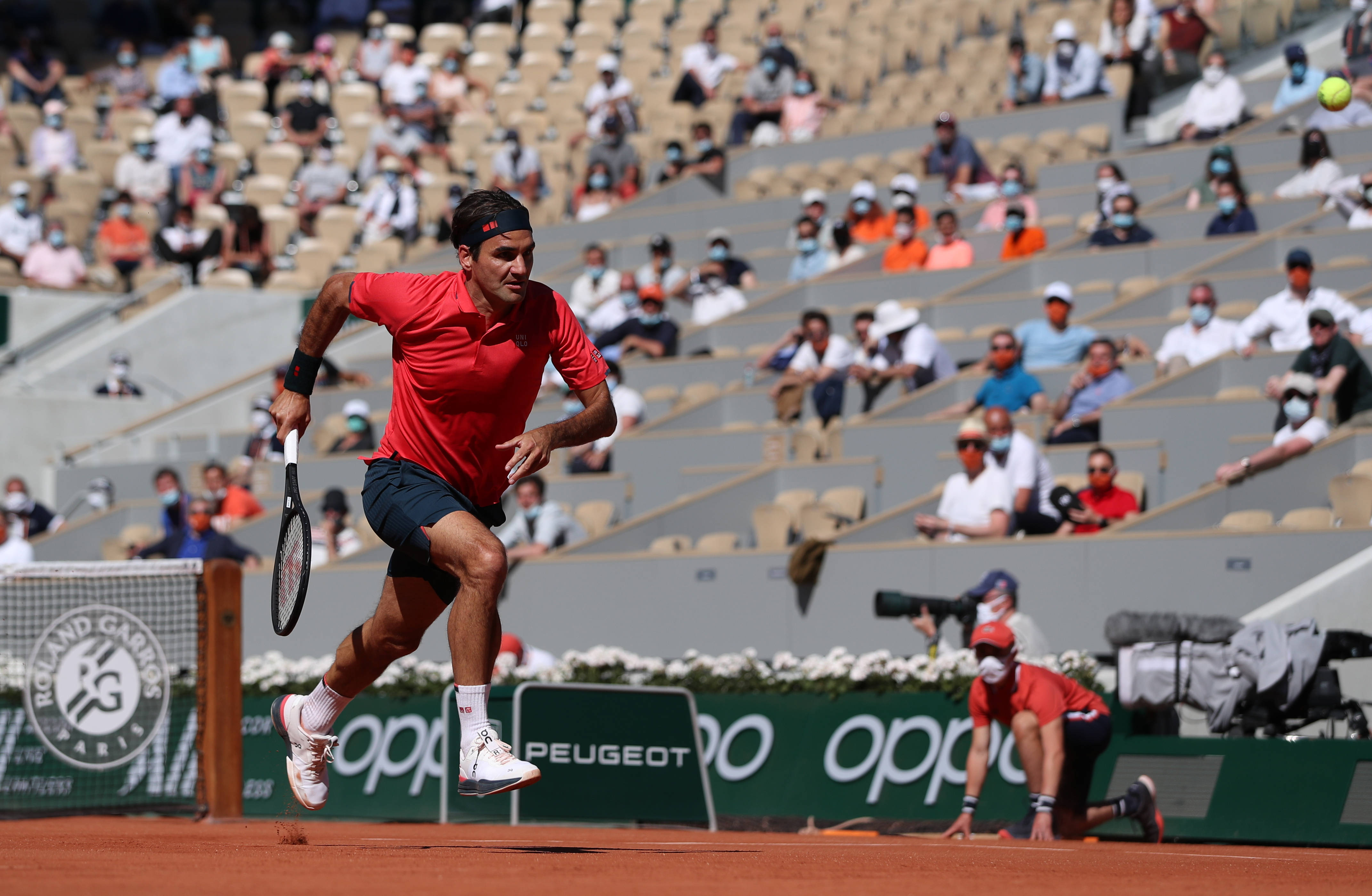 JJB-费德勒在利物浦比赛中战术调整，突破纪录引发热议！的简单介绍